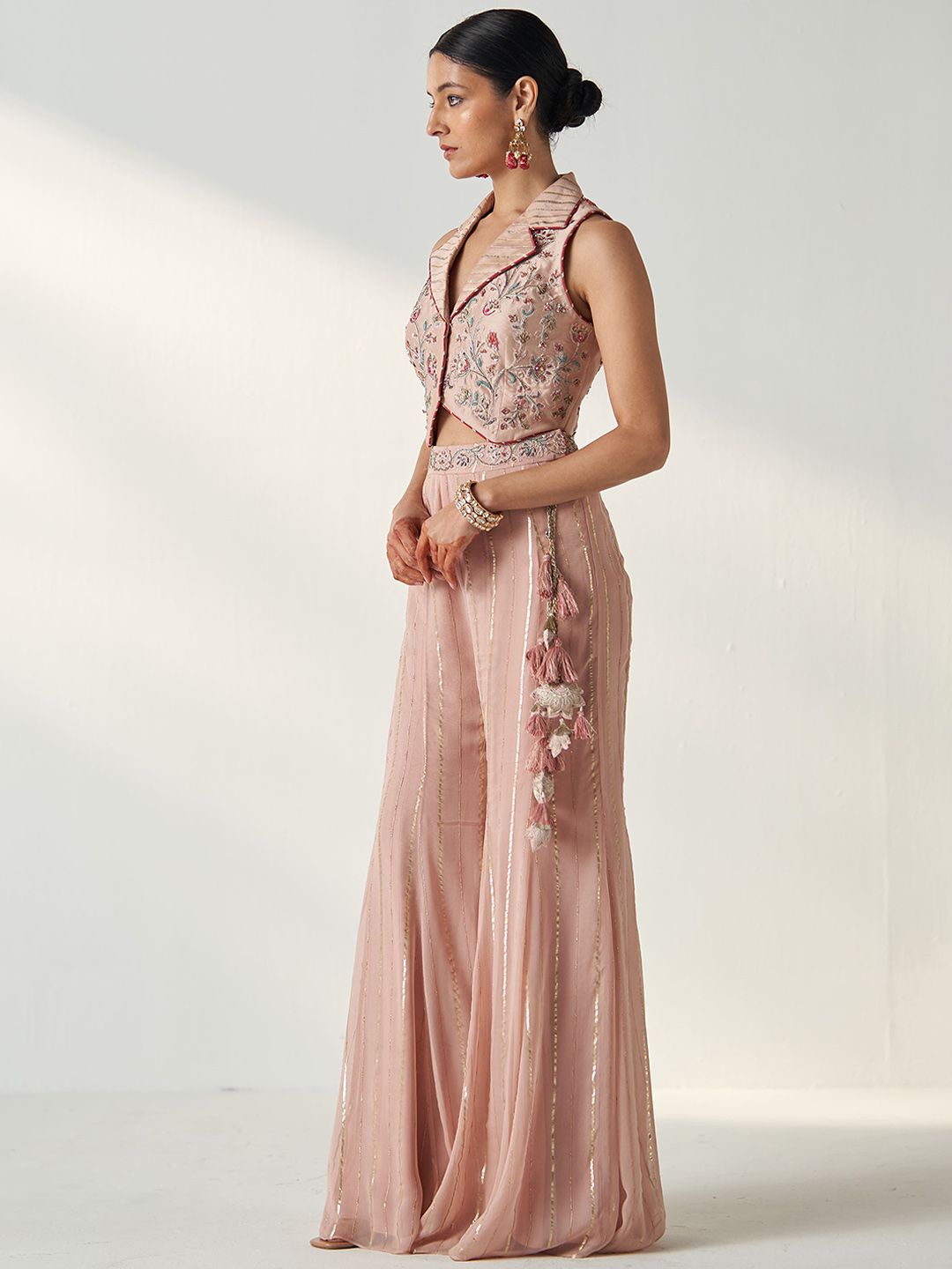 Women Embellished Top with Palazzos - Image 4