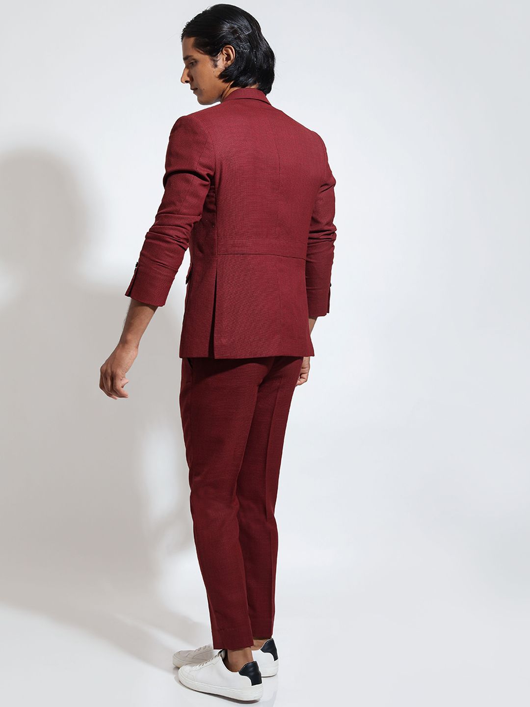 Notched Lapel Slim-Fit Single Breasted Woollen Blazer - Image 2