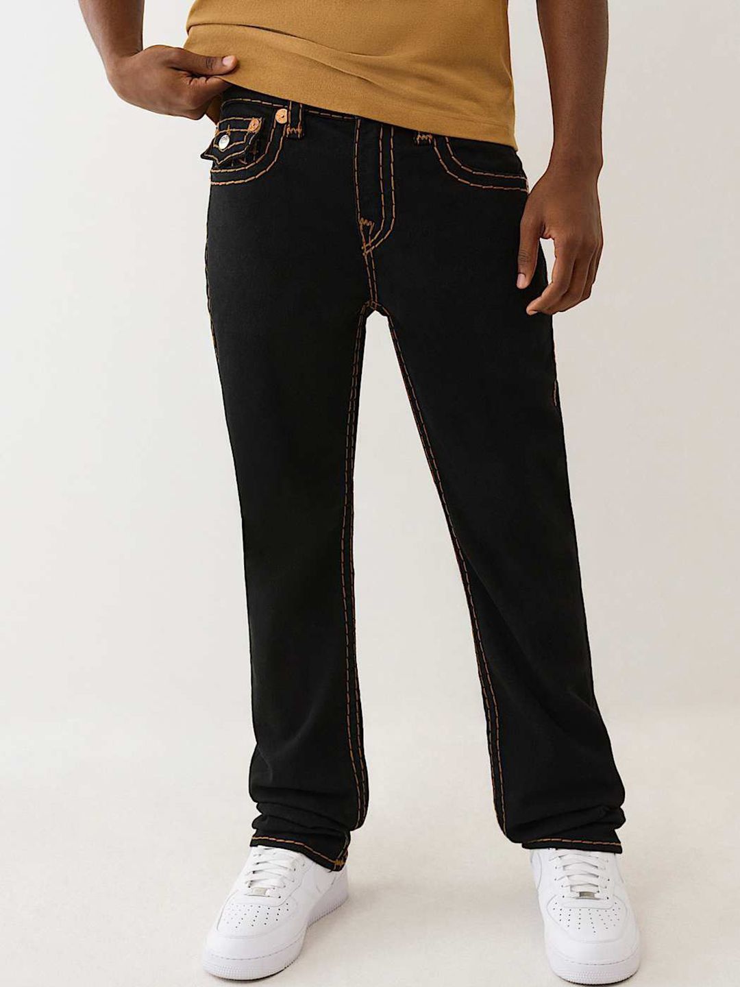 Men Ricky Super T Straight Fit Mid-Rise Jeans