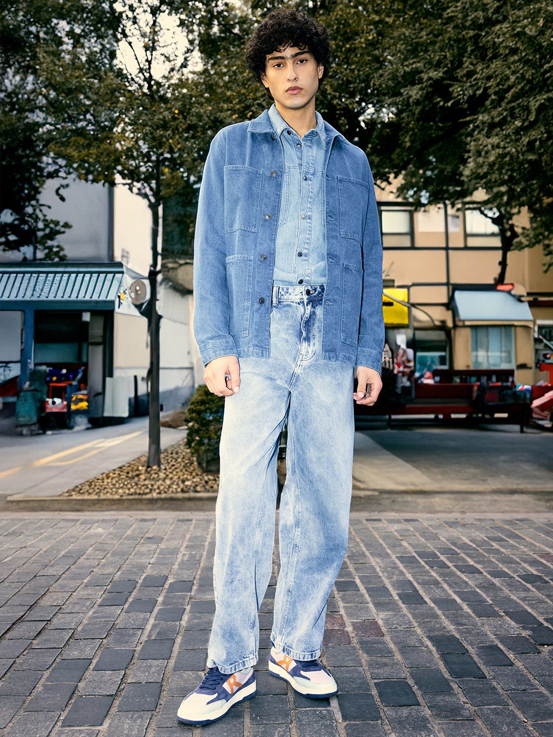 Men Riffin Light Blue Comfort Heavy Fade Jeans - Image 4