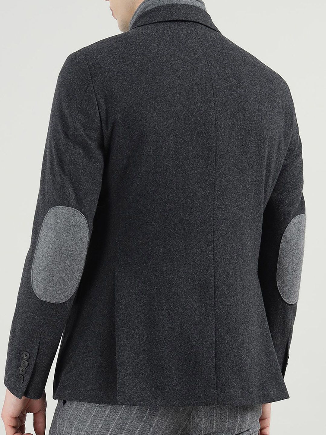 Notched Lapel Slim-Fit Single Breasted Blazer - Image 2