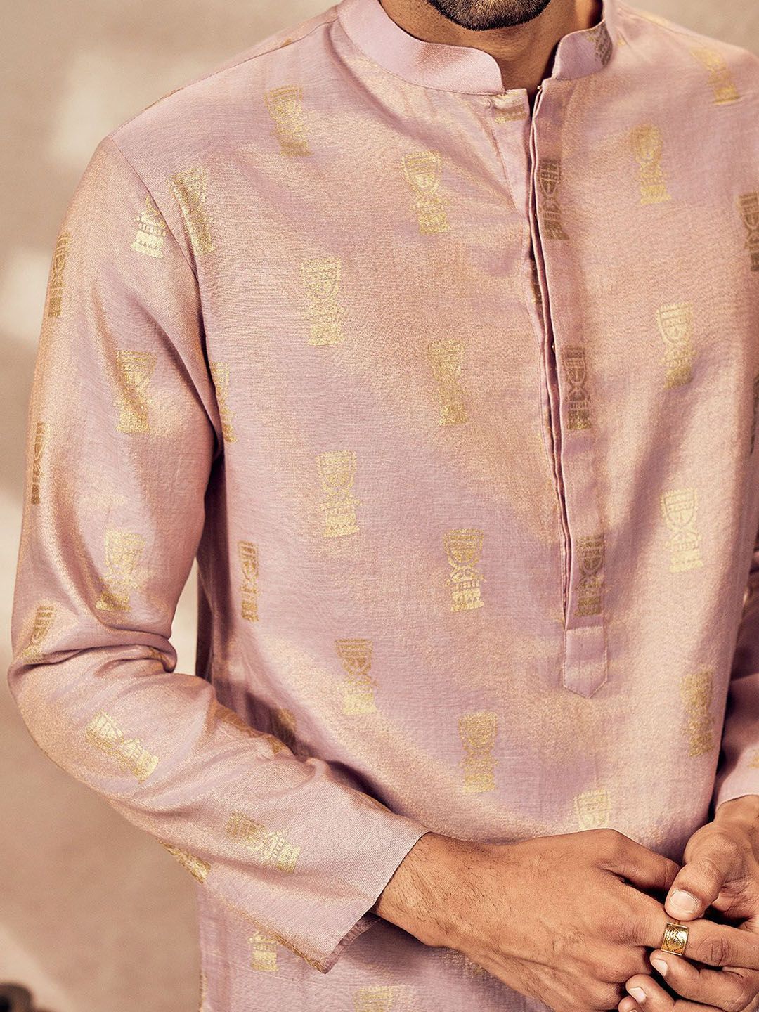 Ethnic Motifs Printed Zari Mandarin Collar Straight Kurta - Image 3