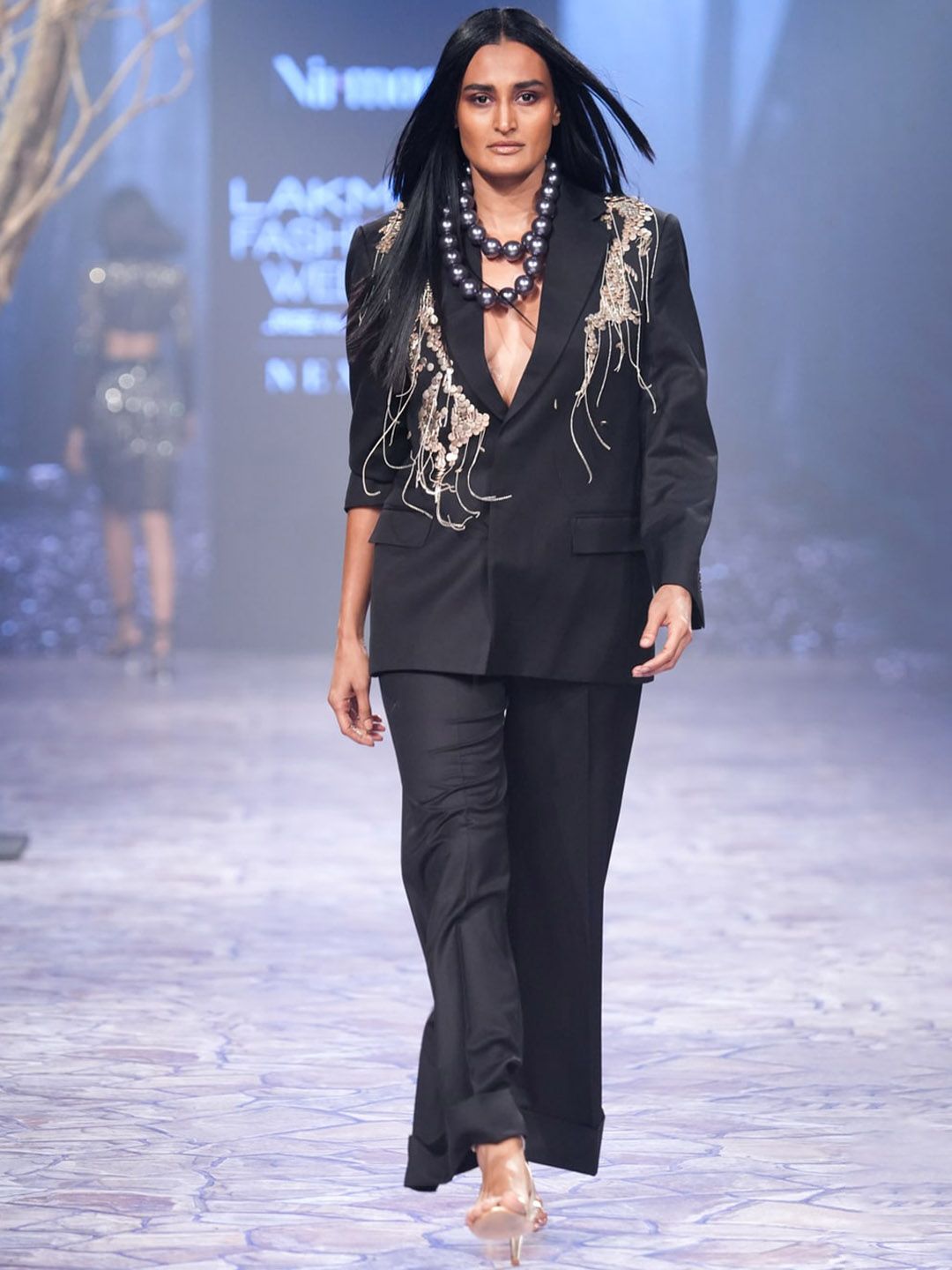 NIRMOOHA Carbon Embriodered Wool Blazer