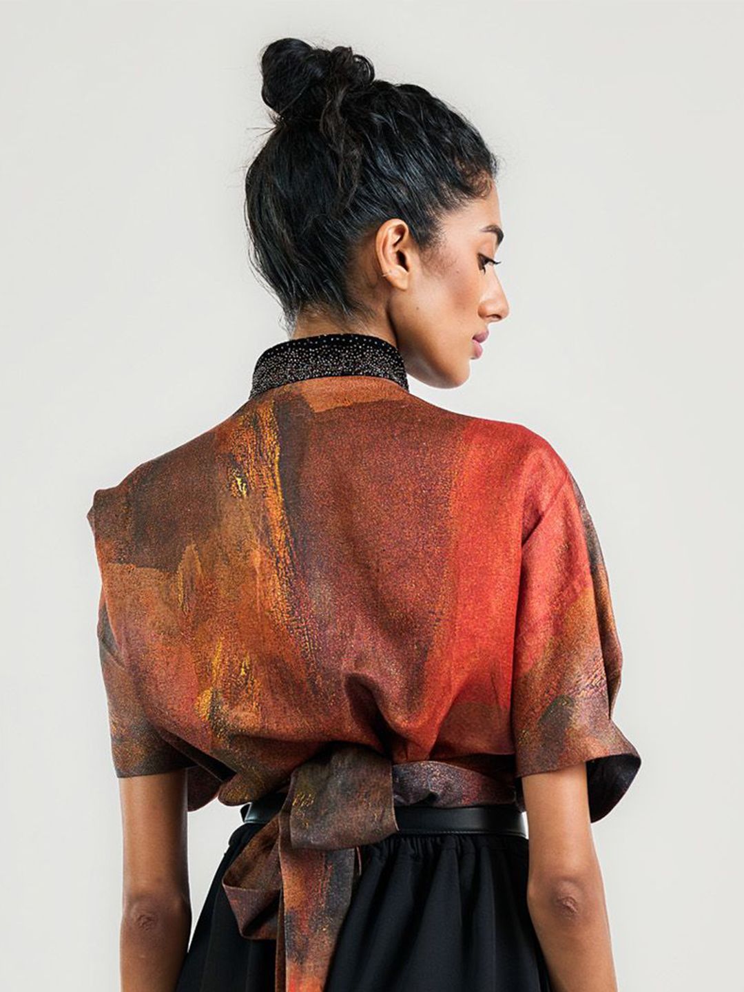 Printed Linen Cuffed Sleeves Wrap Top - Image 4