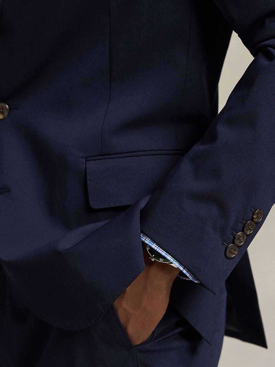 Men Solid Twill Single Breasted Blazer - Image 3