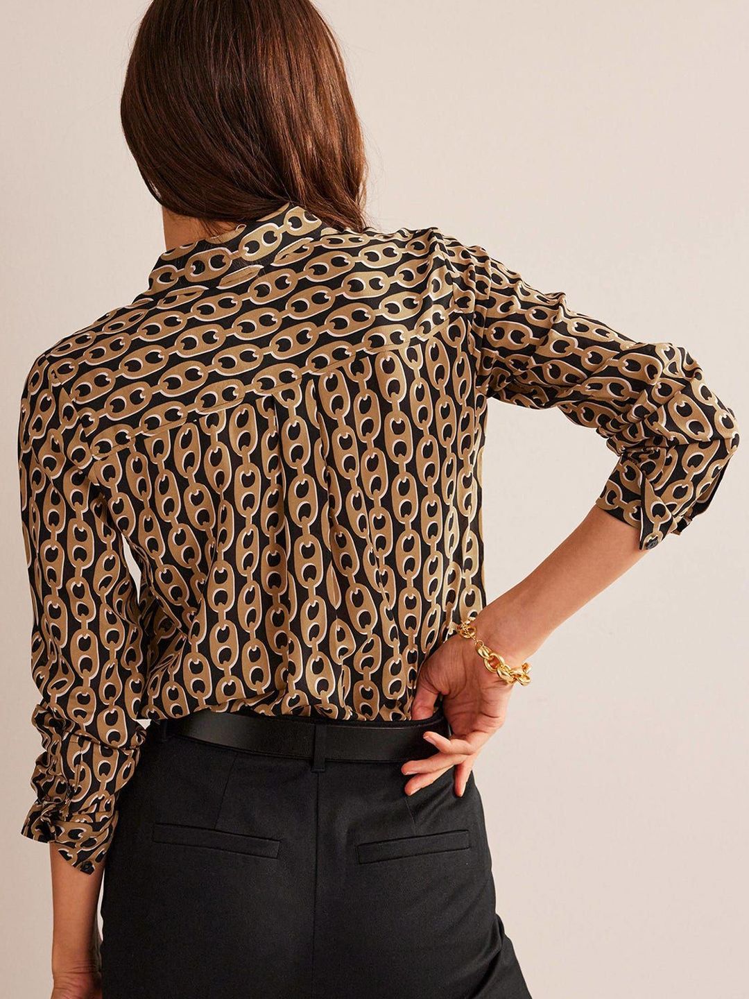 Women Premium Animal Opaque Printed Casual Shirt - Image 2