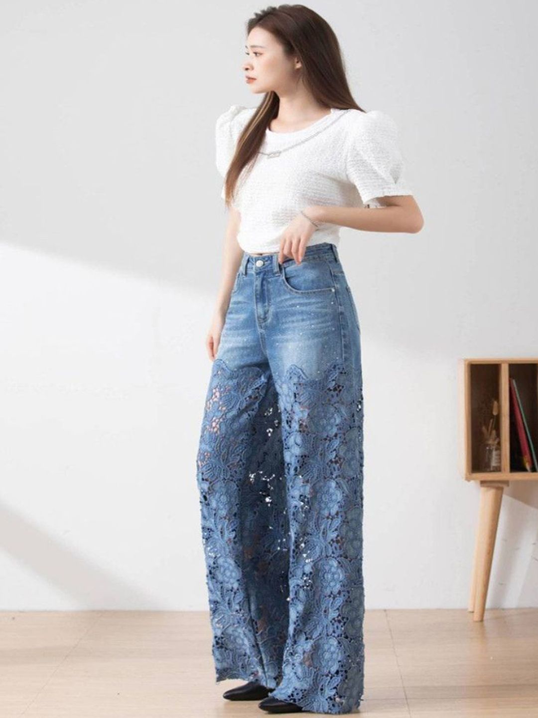 Women Mid-Rise Floral Lace Applique Wide-Leg Jeans - Image 4