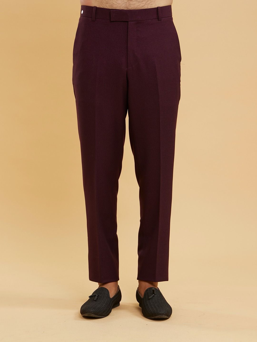 Men Embroidered Sherwani Set - Image 3