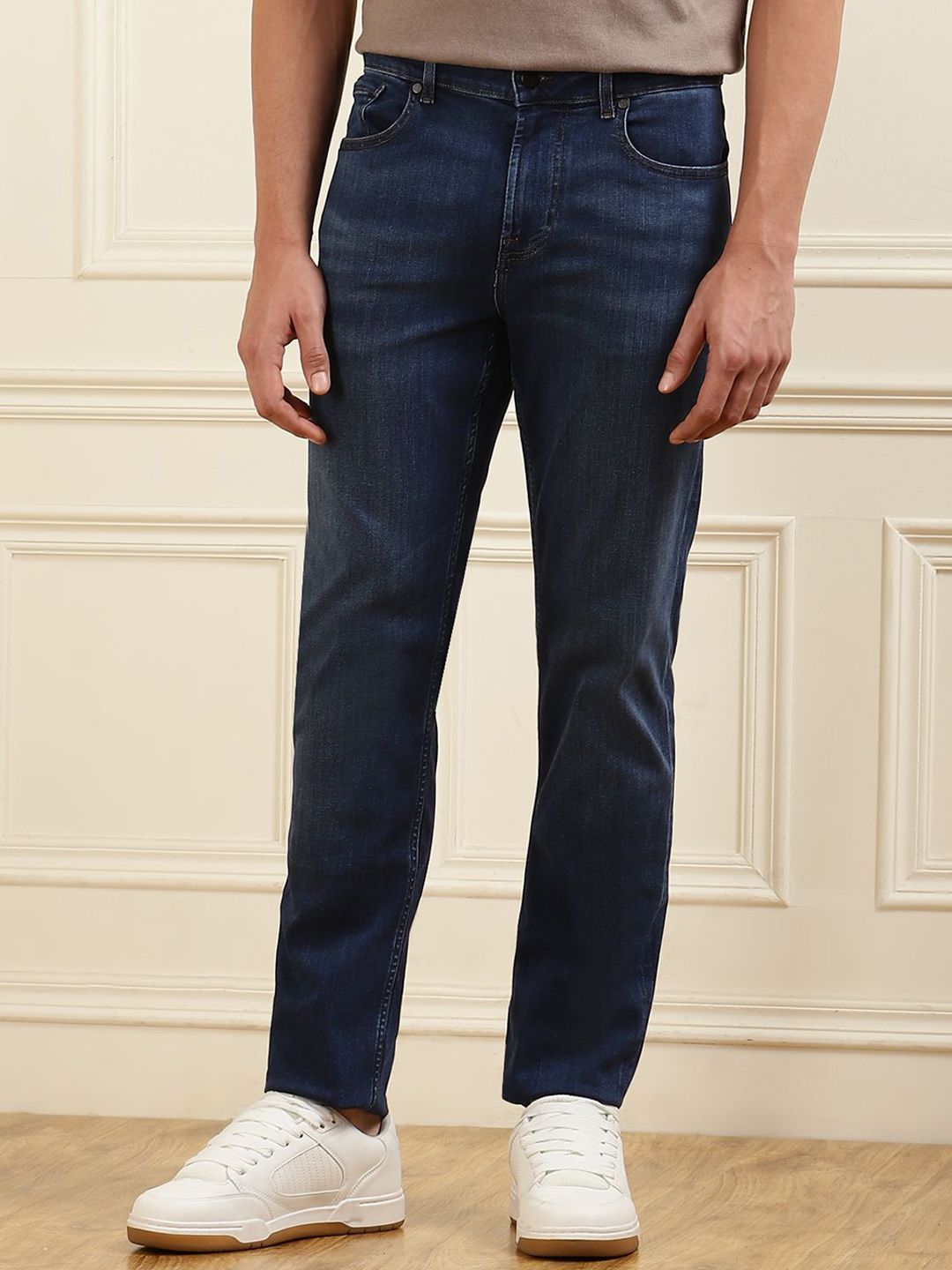 7 For All Mankind Men Slim Fit Luxe Performance Plus Light Whiskers Jeans