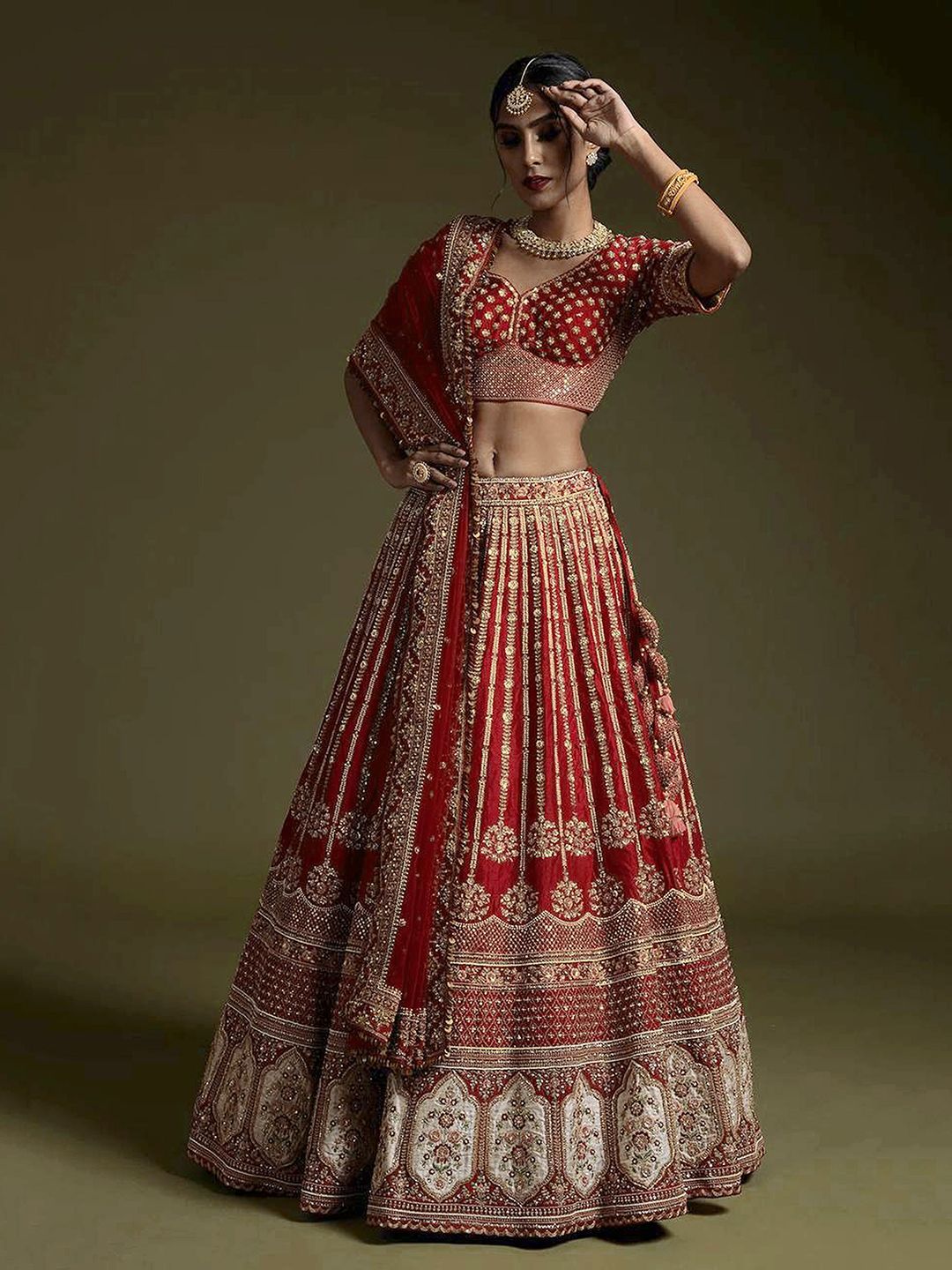 Trendmalls Embroidered Sequinned Semi-Stitched Lehenga & Unstitched Blouse With Dupatta