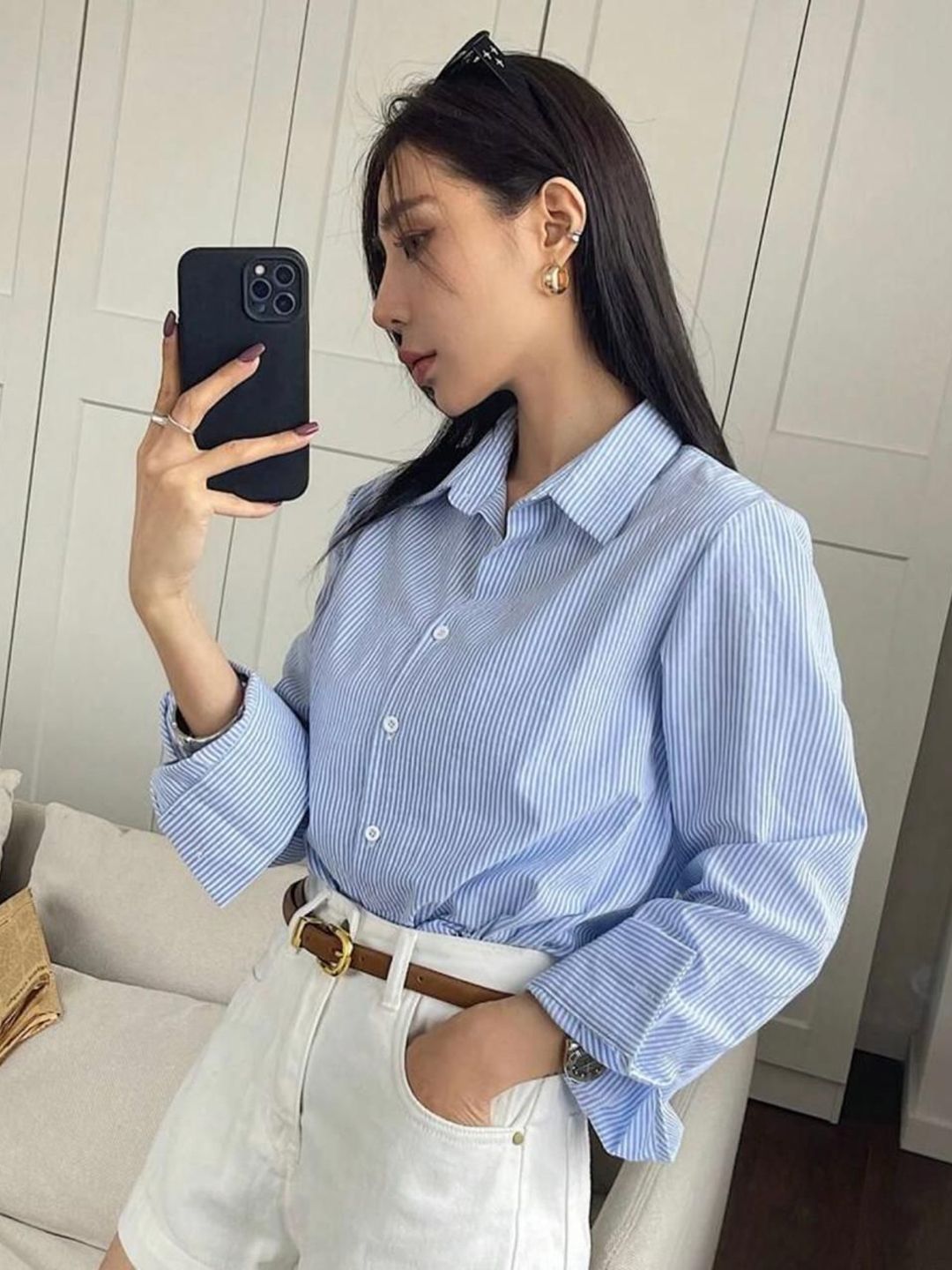 Women Standard Relaxed Fit Spread Collar Vertical Striped Cotton Casual Shirt - Image 3