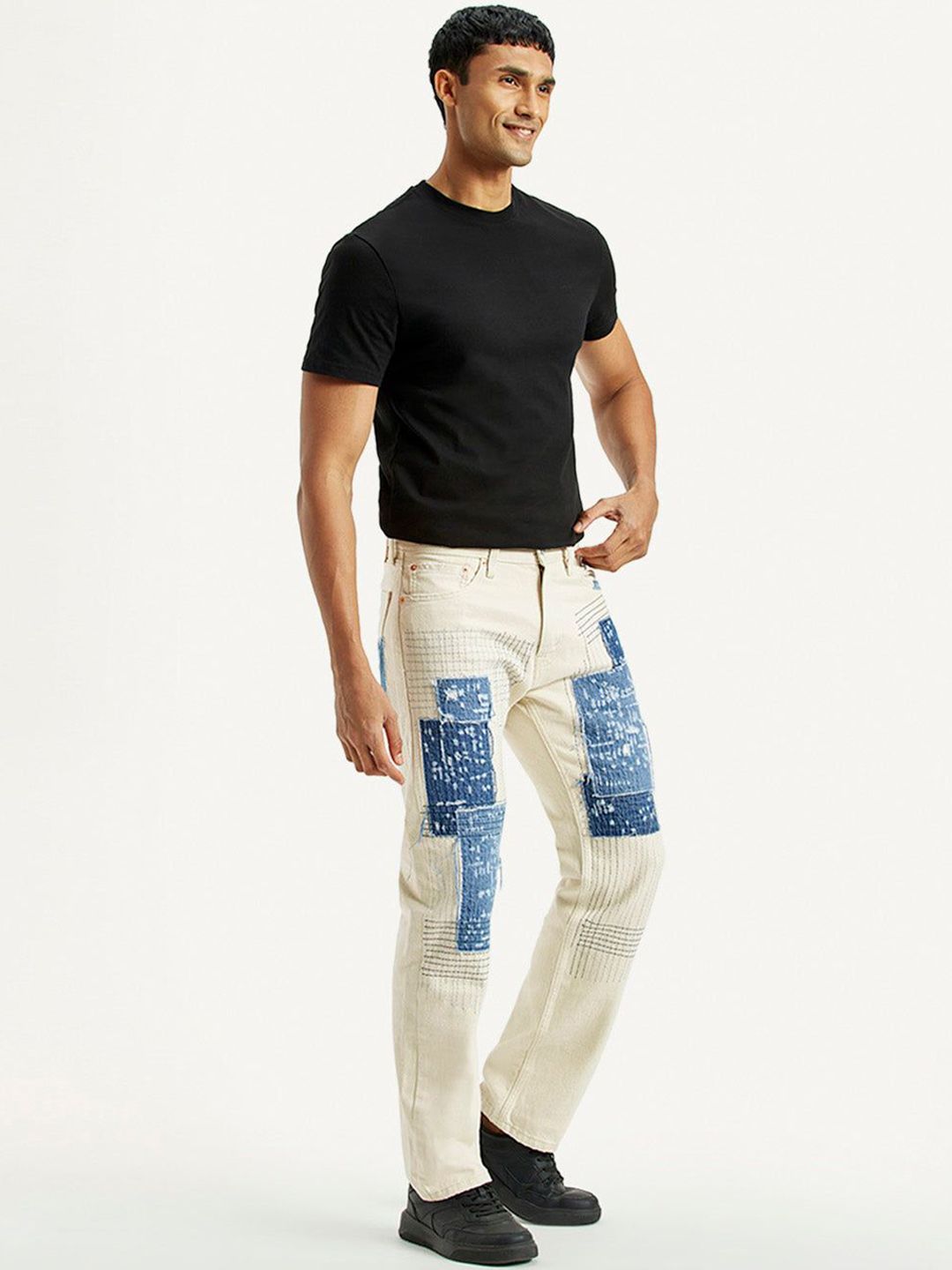 Men Relaxed Fit Mid-Rise Cotton Jeans - Image 2