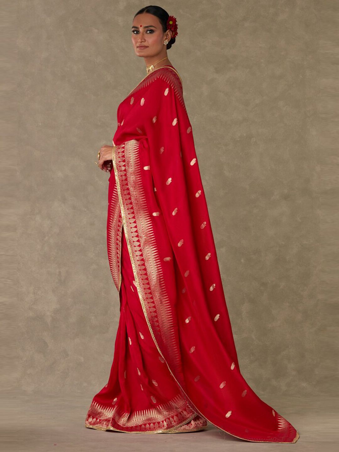 Ethnic Motifs Woven Design Zari Saree - Image 3