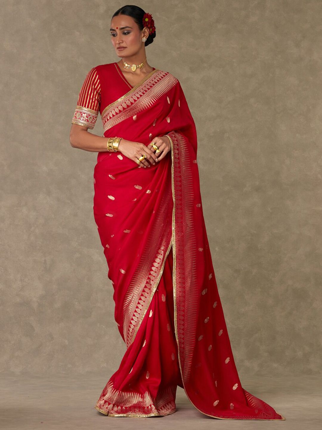 Ethnic Motifs Woven Design Zari Saree - Image 2