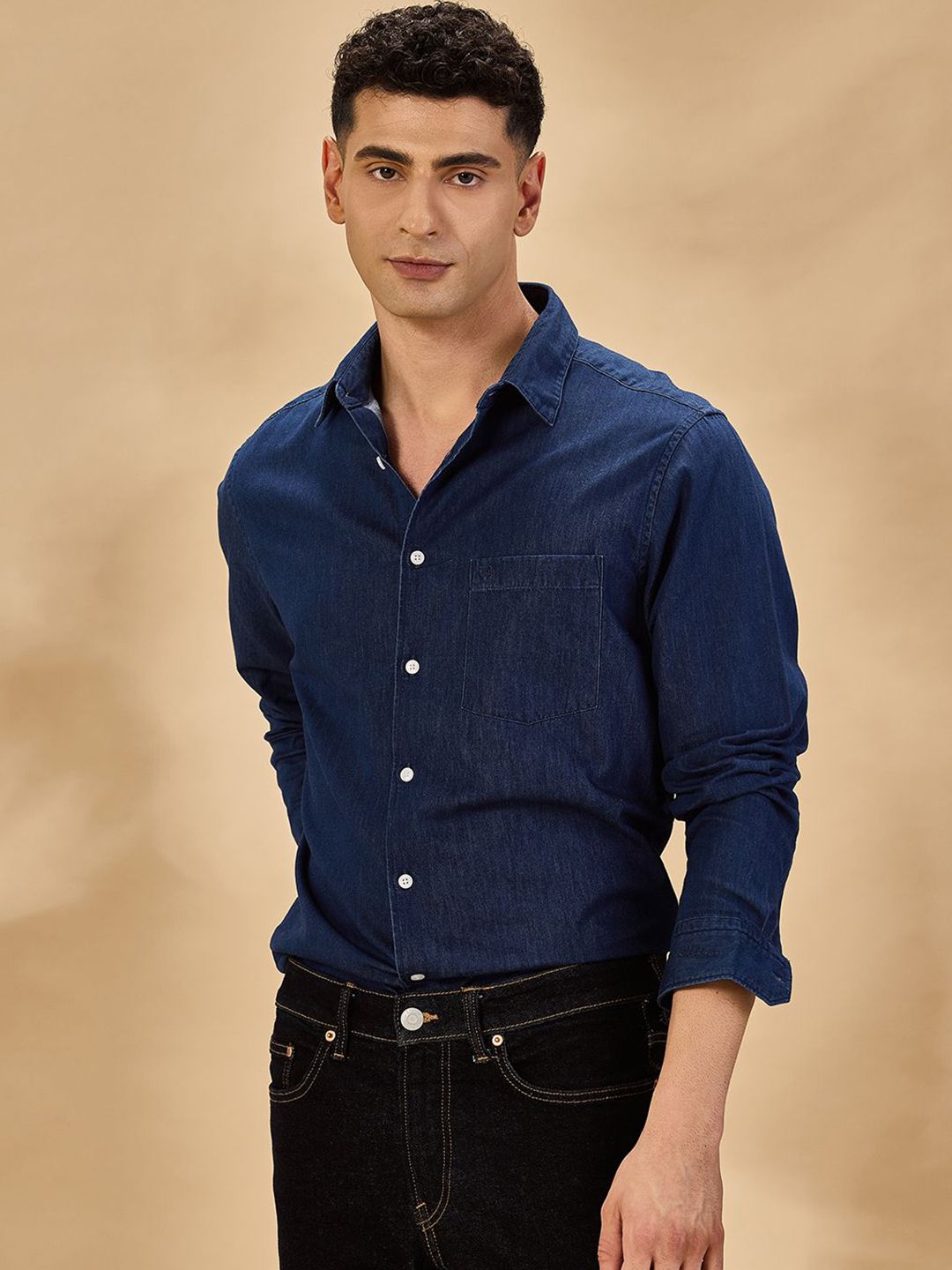 Men Comfort Spread Collar Solid Denim Casual Shirt - Image 3