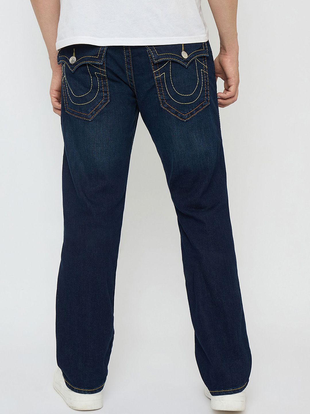 Men Straight Fit Mid-Rise Jeans - Image 3