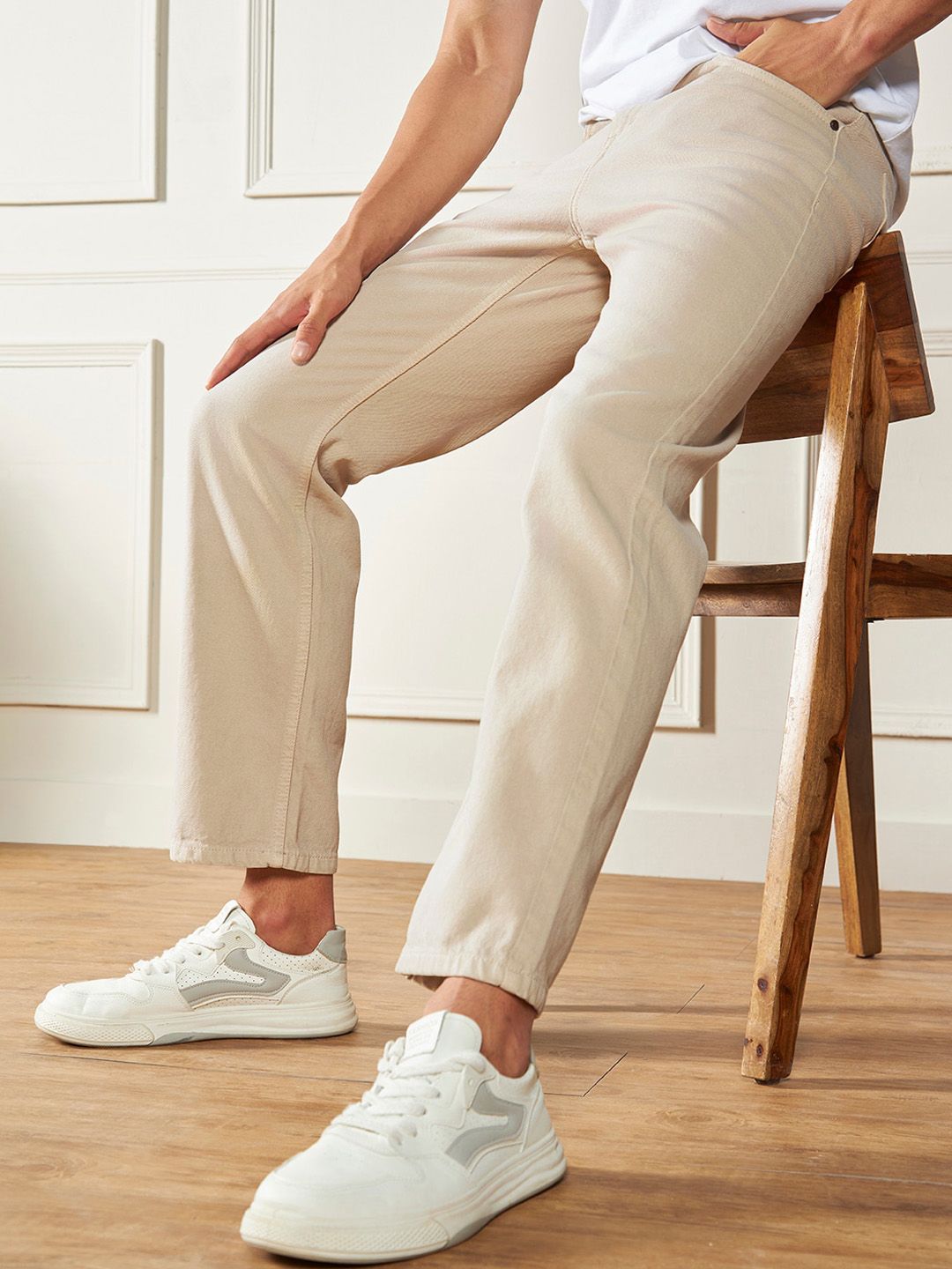 Men Relaxed Fit Clean Look Ecru Pure Cotton Jeans