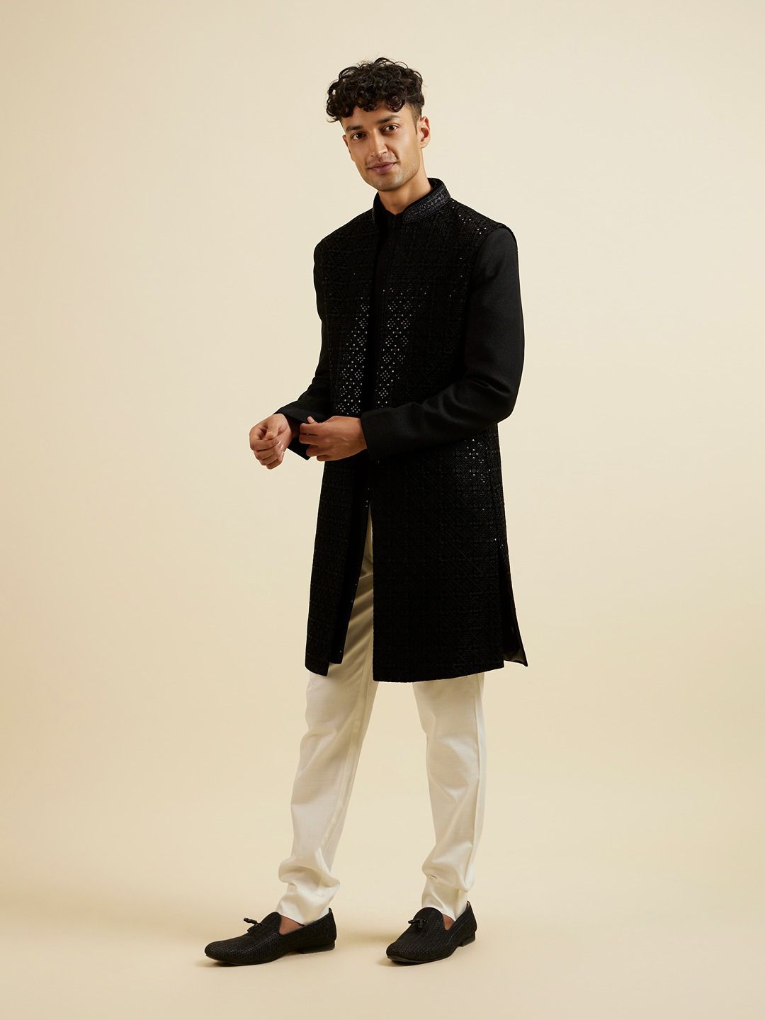 Men Sequinned Embroidered Sherwani Set