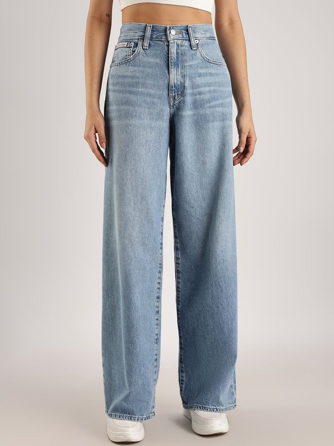 Calvin Klein Women Cotton Wide Leg High-Rise Light Fade Stretchable Jeans