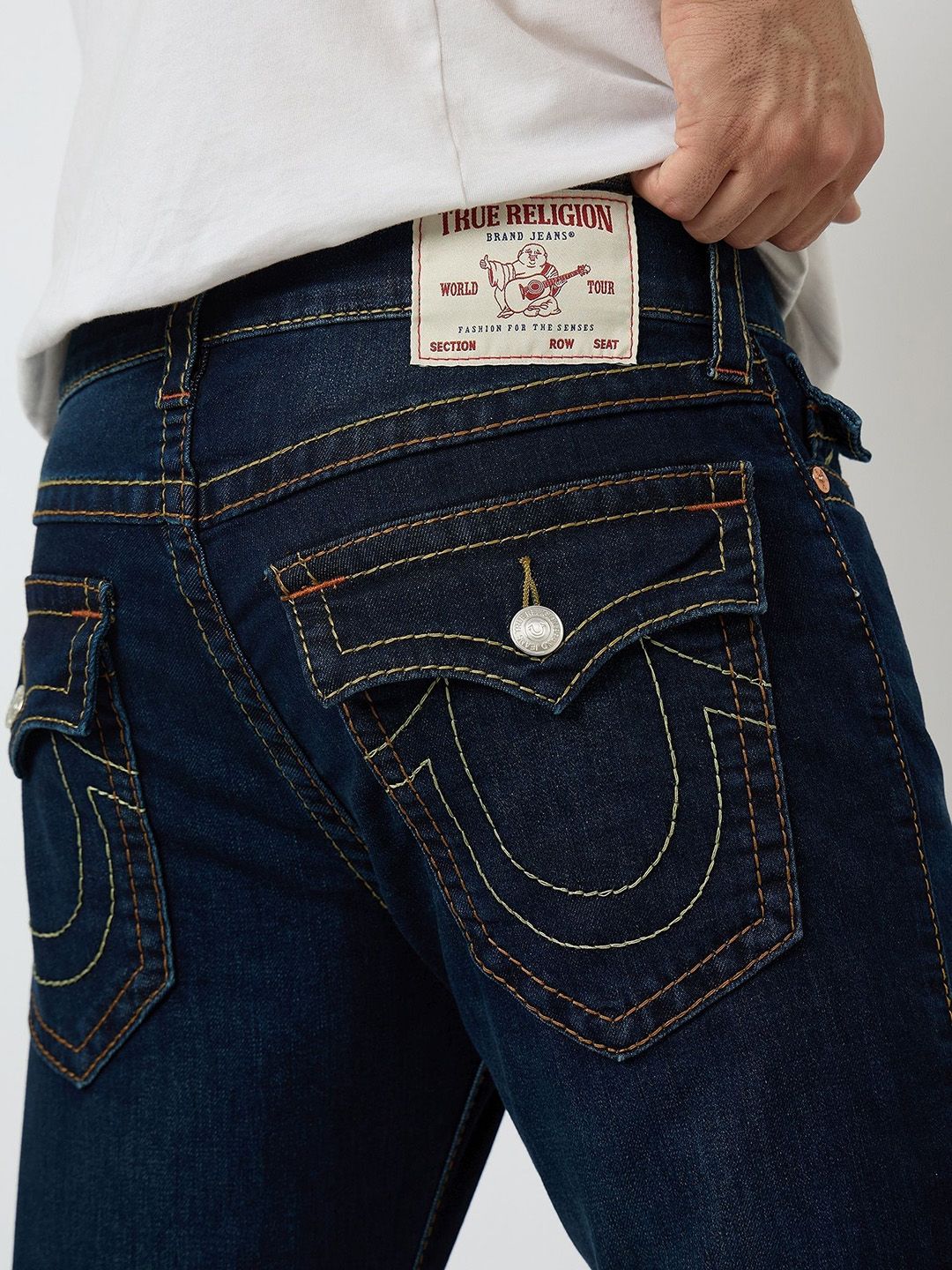 Men Straight Fit Mid-Rise Jeans - Image 2