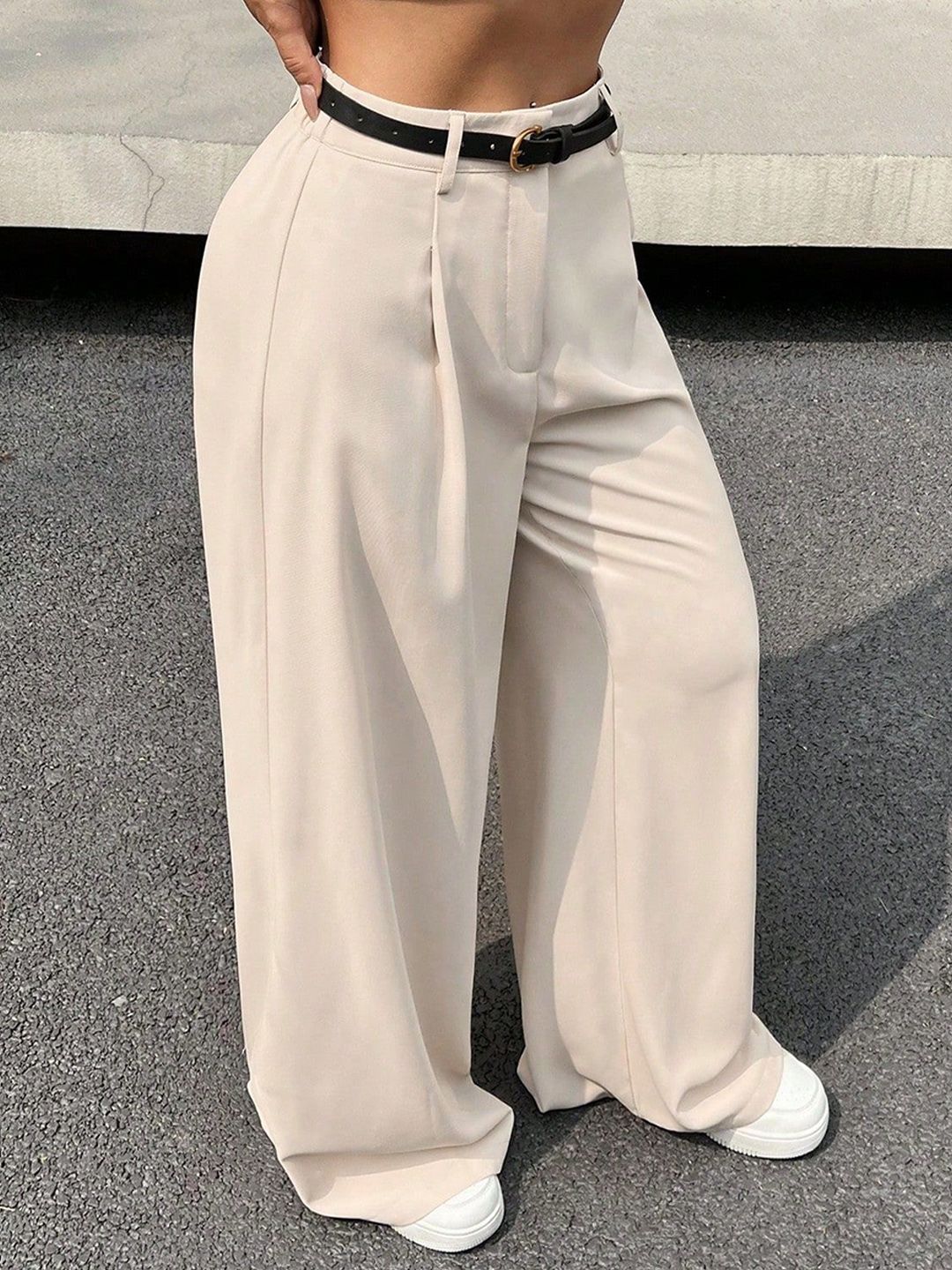 Women High-Rise Wide Leg Loose Fit Trousers - Image 4