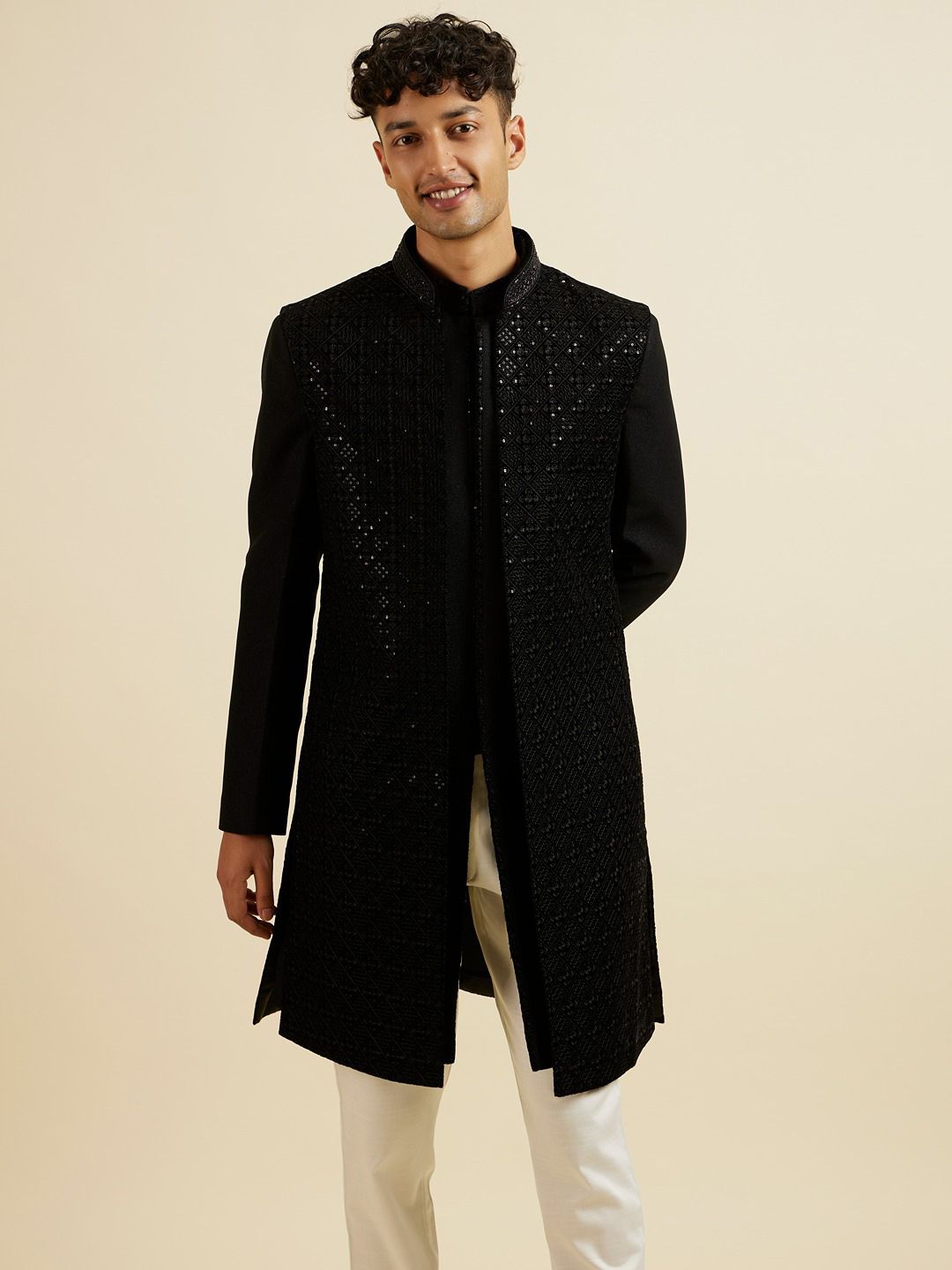 Men Sequinned Embroidered Sherwani Set - Image 4