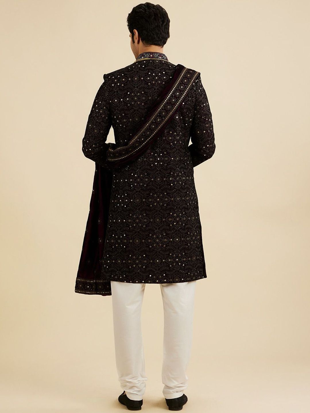 Men Embroidered Sherwani Set with Dupatta - Image 4