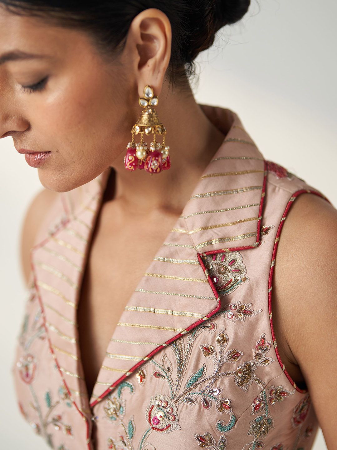 Women Embellished Top with Palazzos - Image 2