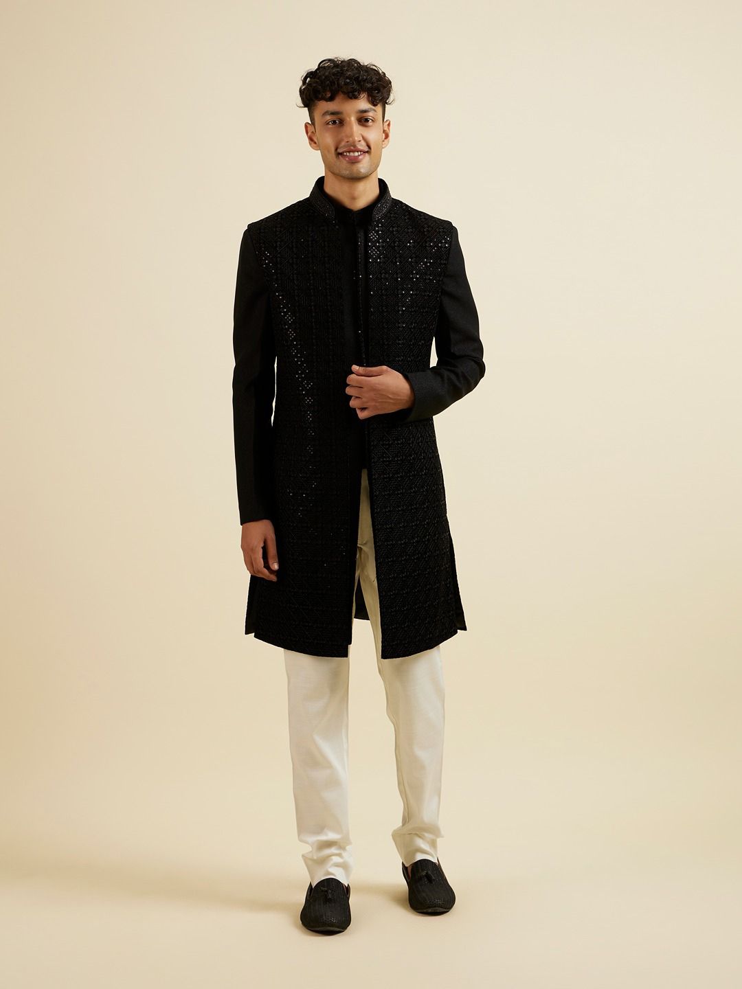 Men Sequinned Embroidered Sherwani Set - Image 2