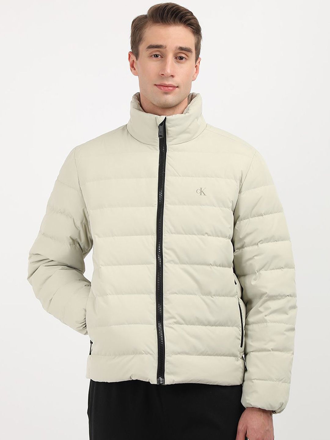 Men Solid Windcheater Puffer Jacket - Image 3