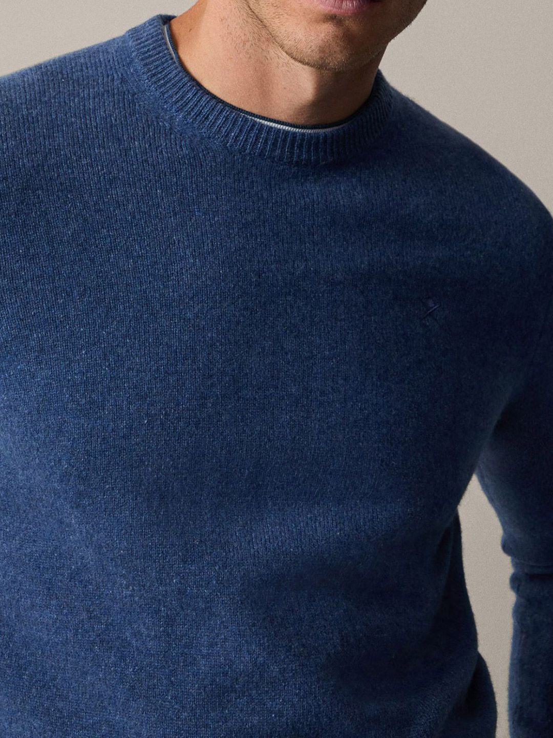 Men Woollen Pullover - Image 2