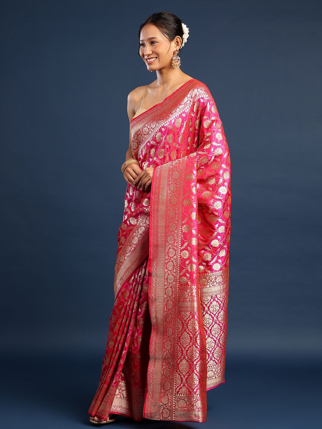 SAREESHADOW Floral Printed Pure Linen Saree