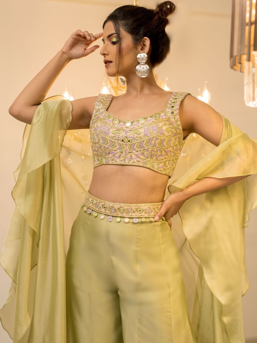 Foram patel Green Organza Sharara Cape Set - Image 3