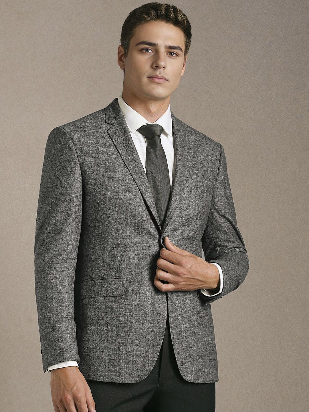 Luxure by Louis Philippe Slim-Fit Single Breasted Formal Blazer