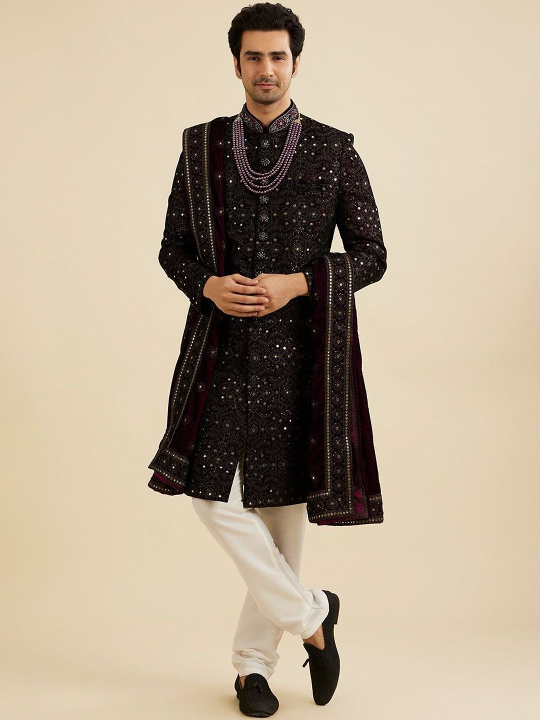 Men Embroidered Sherwani Set with Dupatta